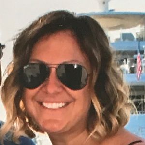 Meet your Posher, Kelly